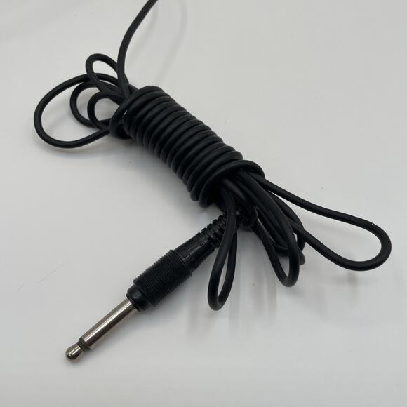 Akai Microphone ACM-100 With Stand - Picture 5 of 6